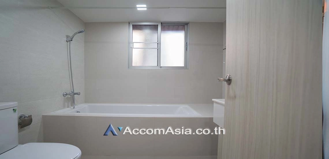 9  2 br Apartment for rent and sale in Sukhumvit ,Bangkok BTS Thong Lo at Modern spacious residence AA28378
