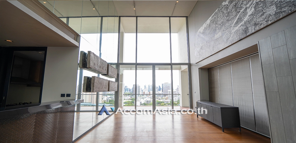 unitMinimalist condo with river views and stylish interiors (AA28387)