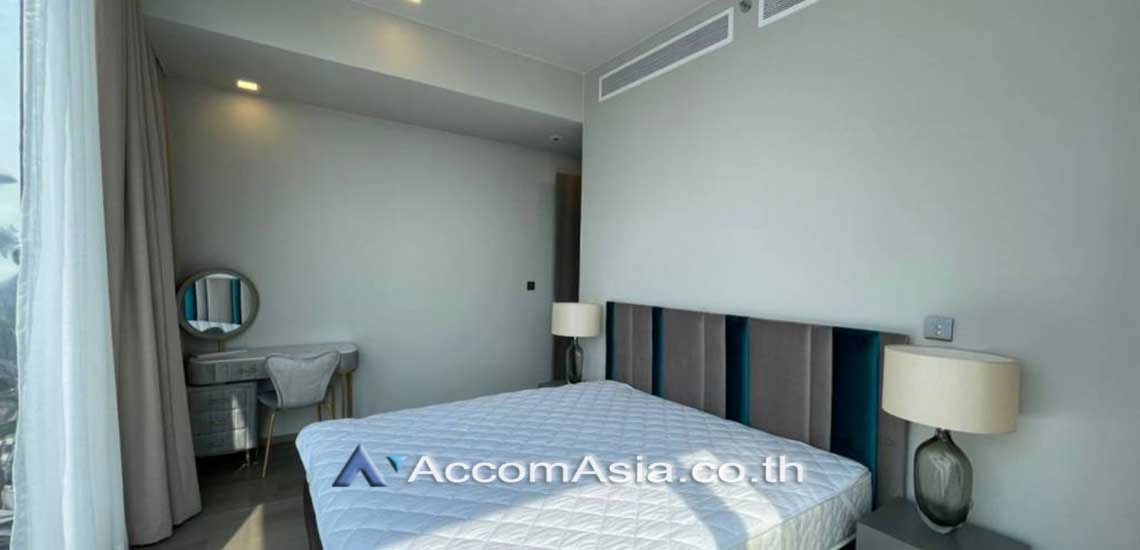 unit 3 Bedrooms  Condominium For Rent in Sukhumvit, Bangkok  near BTS Asok - MRT Sukhumvit (AA28391)