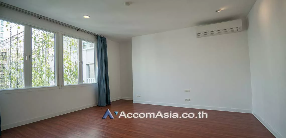 8  4 br Apartment For Rent in Sukhumvit ,Bangkok BTS Asok - MRT Sukhumvit at Privacy of Living AA28401