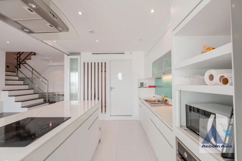 8  3 br Condominium for rent and sale in Sukhumvit ,Bangkok MRT Queen Sirikit National Convention Center at Monterey Place AA28408