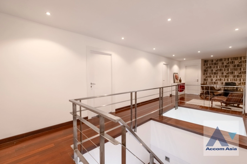 13  3 br Condominium for rent and sale in Sukhumvit ,Bangkok MRT Queen Sirikit National Convention Center at Monterey Place AA28408