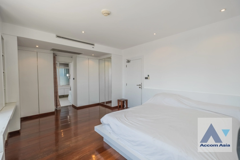 19  3 br Condominium for rent and sale in Sukhumvit ,Bangkok MRT Queen Sirikit National Convention Center at Monterey Place AA28408