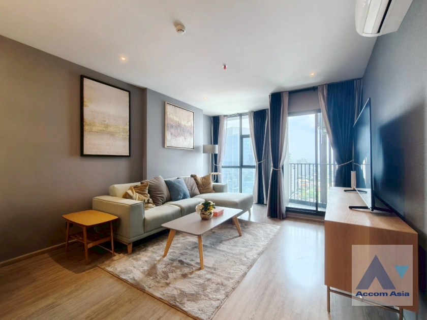 Rhythm Ekkamai Condominium  3 Bedroom for Sale & Rent BTS Ekkamai in Sukhumvit Bangkok