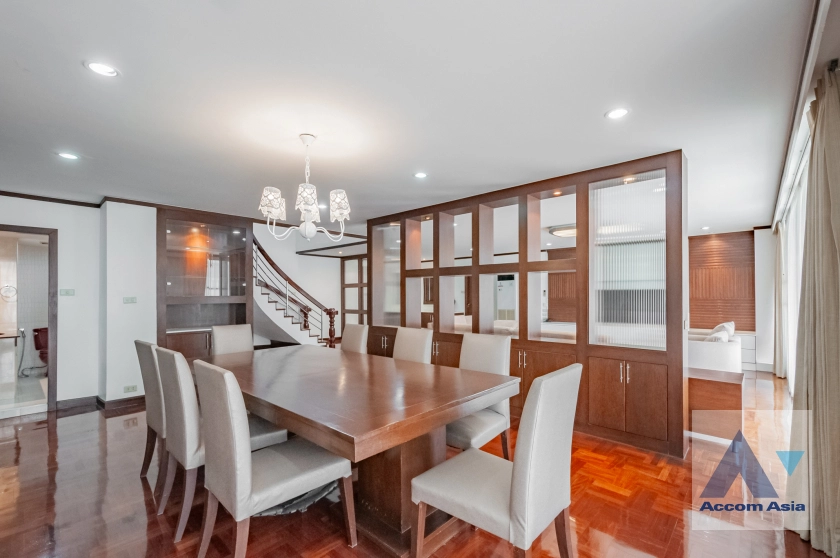  1  3 br Apartment For Rent in Sukhumvit ,Bangkok BTS Phrom Phong at Family Size Residence Starting at 280 Sqm AA28421