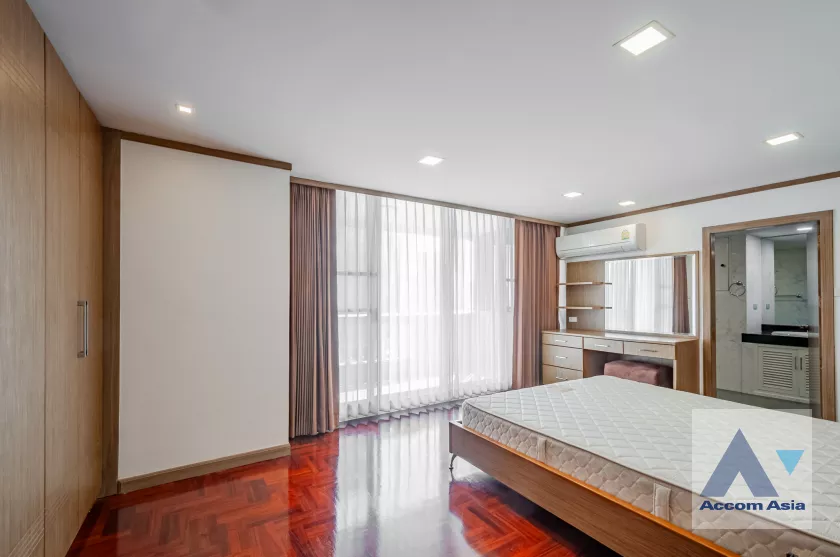 13  3 br Apartment For Rent in Sukhumvit ,Bangkok BTS Phrom Phong at Family Size Desirable AA28421