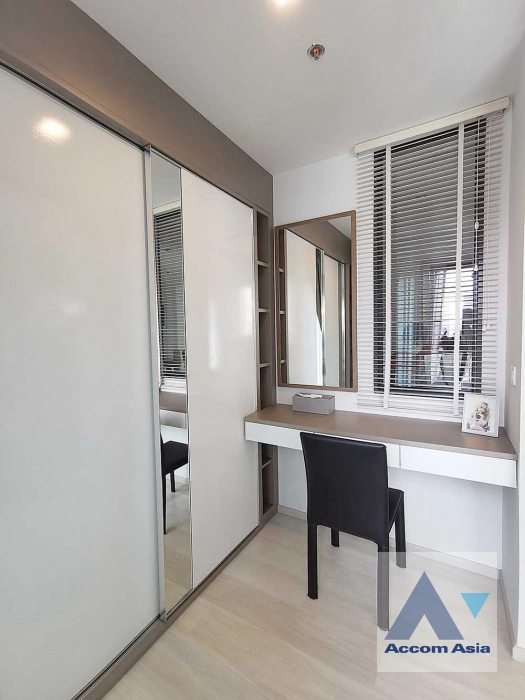5  1 br Condominium for rent and sale in Ploenchit ,Bangkok BTS Ploenchit at Life One Wireless AA28447