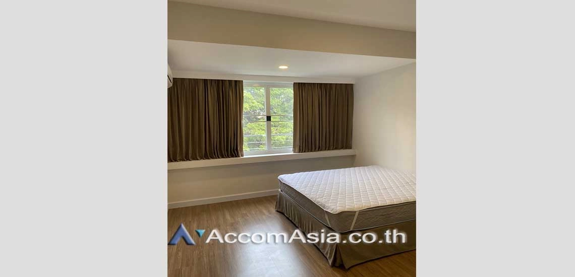 7  4 br Apartment For Rent in Sathorn ,Bangkok BTS Chong Nonsi at Cozy Low-Rise Apartment in a Premium Compound AA28452