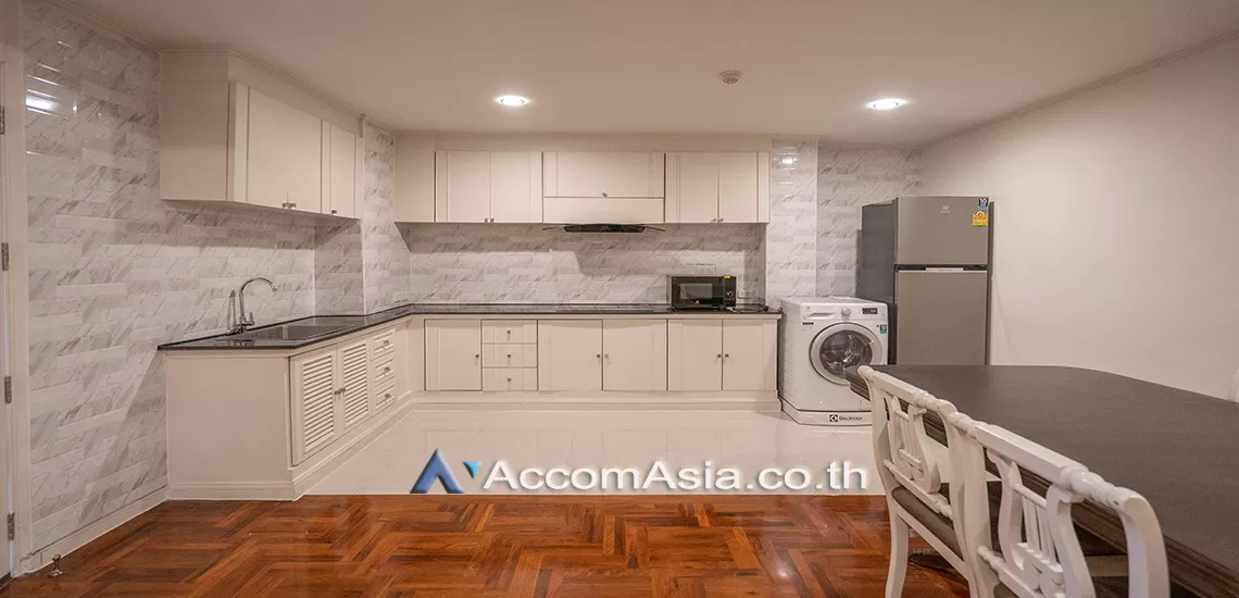 unit 1 Bedroom  Apartment For Rent in Sukhumvit, Bangkok  near BTS Phrom Phong (AA28456)