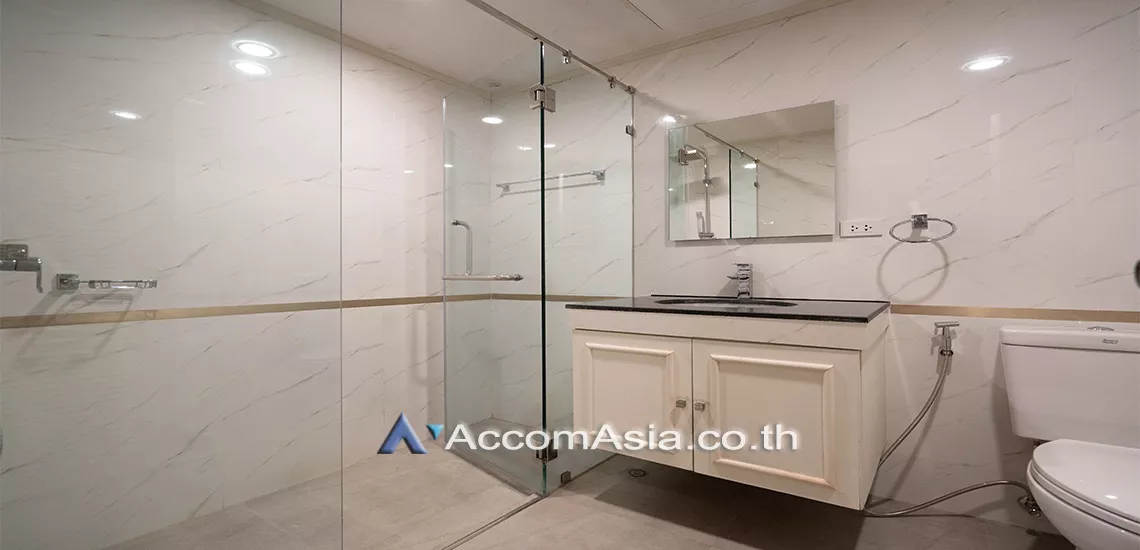 5  1 br Apartment For Rent in Sukhumvit ,Bangkok BTS Phrom Phong at Newly renovated AA28456