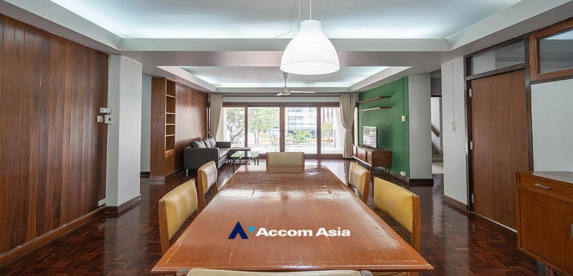  1  3 br Apartment For Rent in Sukhumvit ,Bangkok BTS Nana - MRT Sukhumvit at The classic traditional AA28457
