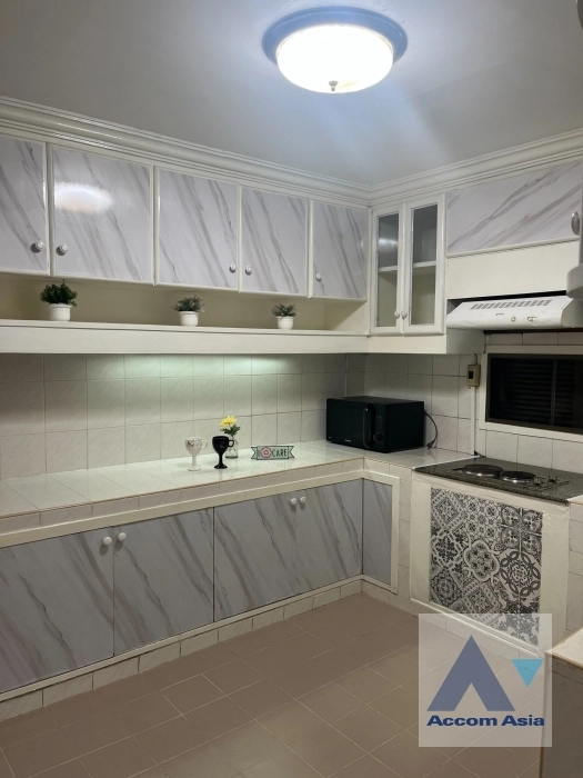 13  3 br Condominium for rent and sale in Sukhumvit ,Bangkok BTS Phrom Phong at Acadamia Grand Tower AA28485