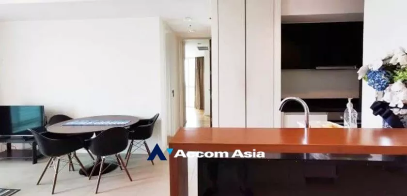 unit 2 Bedrooms  Condominium For Rent in Charoen Nakhon, Bangkok  near BTS Krung Thon Buri (AA28515)