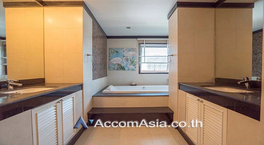 17  4 br Condominium for rent and sale in Sukhumvit ,Bangkok BTS Ekkamai at Baan Ananda AA28534