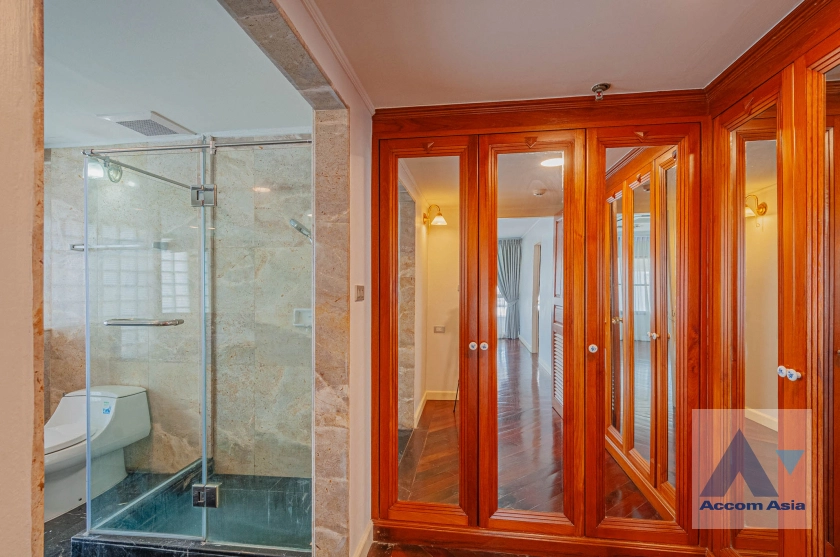 14  3 br Condominium For Rent in Sukhumvit ,Bangkok BTS Phrom Phong at Le Raffine Sukhumvit 24 24308