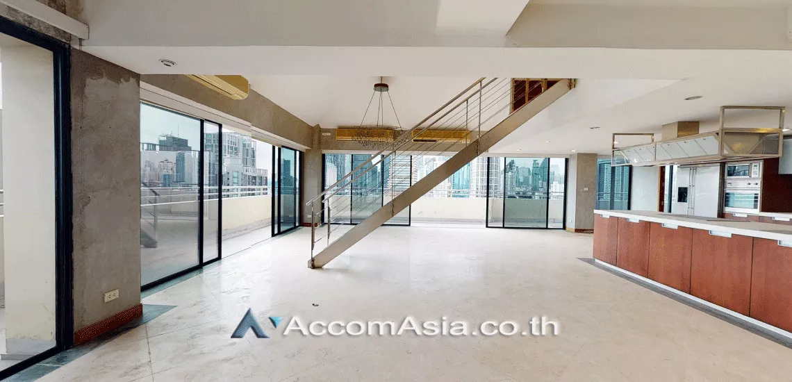 Huge Terrace, Double High Ceiling, Duplex Condo, Penthouse | Beverly Hill Mansion Sukhumvit 63 Condominium  4 Bedroom for Sale BTS Ekkamai in Sukhumvit Bangkok