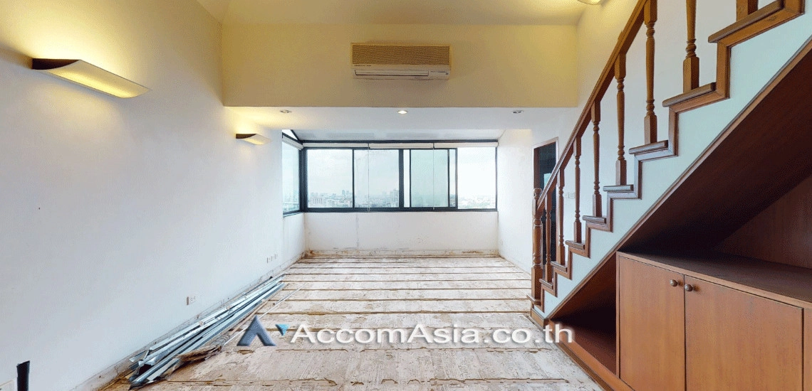 5  4 br Condominium For Sale in Sukhumvit ,Bangkok BTS Ekkamai at Beverly Hills Mansion AA28601