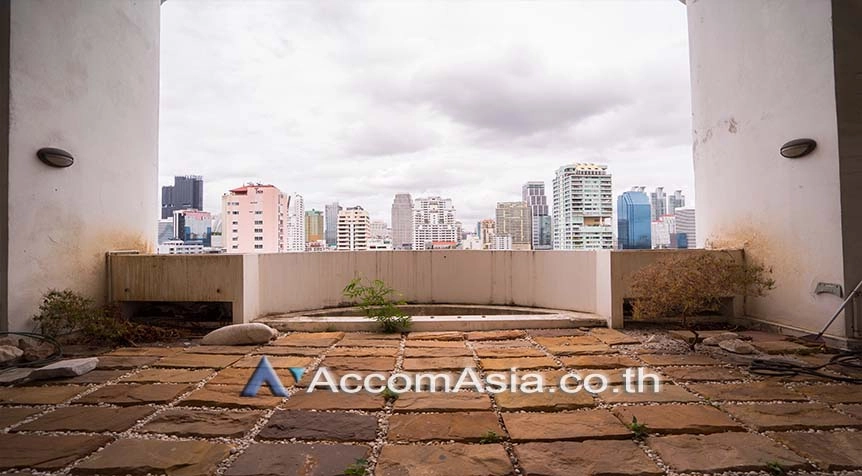 5  4 br Condominium for rent and sale in Sukhumvit ,Bangkok BTS Nana at Crystal Garden AA28624