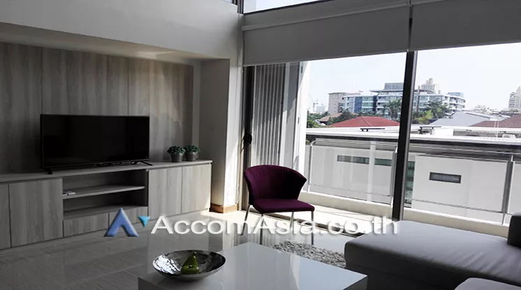 Duplex Condo |  2 Bedrooms  Condominium For Sale in Sukhumvit, Bangkok  near BTS Phrom Phong (AA28632)