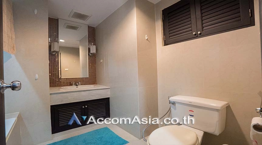8  3 br Condominium for rent and sale in Sukhumvit ,Bangkok BTS Nana at Lake Green AA28738