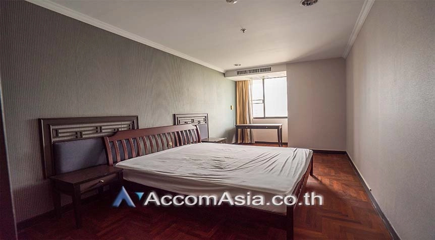 10  3 br Condominium for rent and sale in Sukhumvit ,Bangkok BTS Nana at Lake Green AA28738