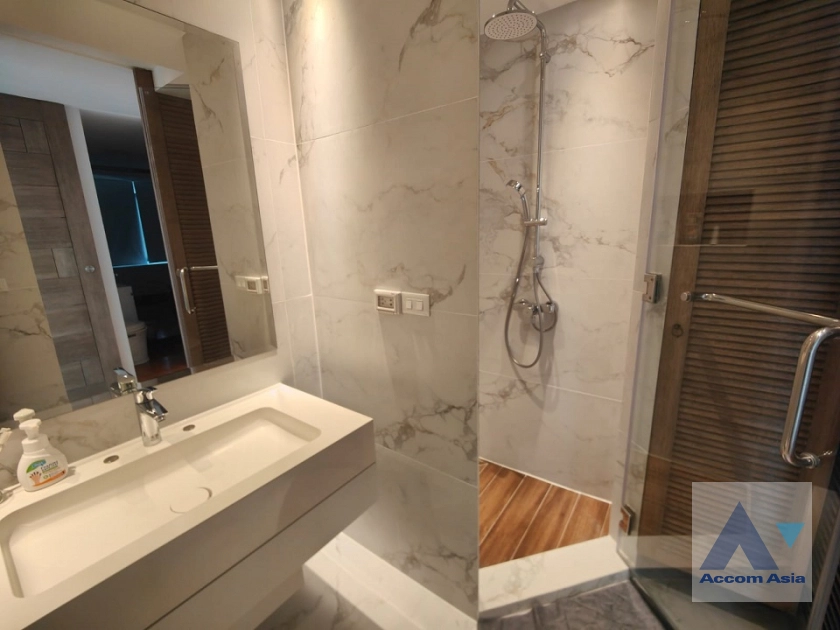 16  2 br Condominium For Rent in Sukhumvit ,Bangkok BTS Nana at Lake Green AA28741