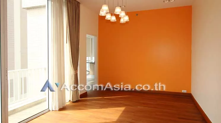 5  3 br Condominium for rent and sale in Ploenchit ,Bangkok BTS Chitlom at Langsuan Ville AA28744