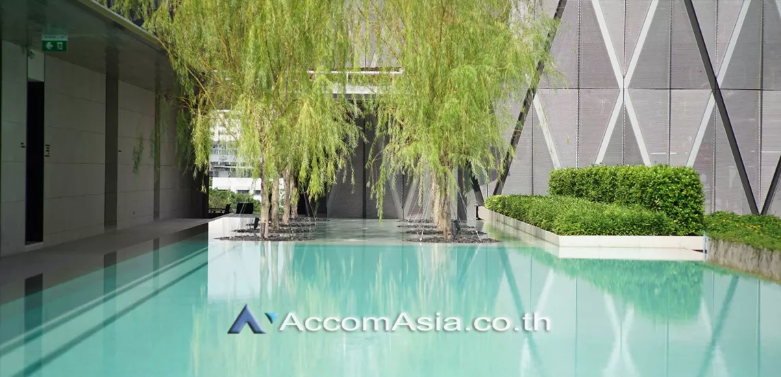 unit 1 Bedroom  Condominium For Sale in Charoen Nakhon, Bangkok  near BTS Krung Thon Buri (AA28801)