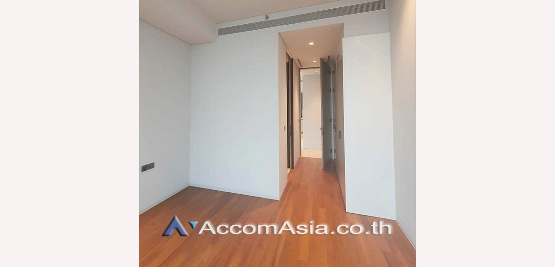 10  2 br Condominium For Sale in Charoen Nakhon ,Bangkok BTS Krung Thon Buri at Banyan Tree Residences Riverside AA28918