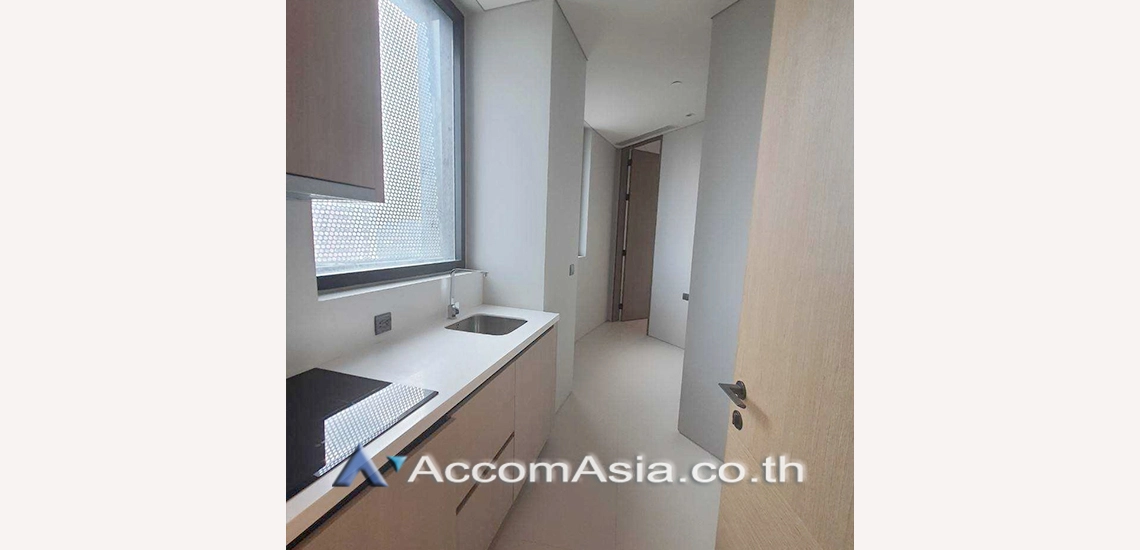12  2 br Condominium For Sale in Charoen Nakhon ,Bangkok BTS Krung Thon Buri at Banyan Tree Residences Riverside AA28918