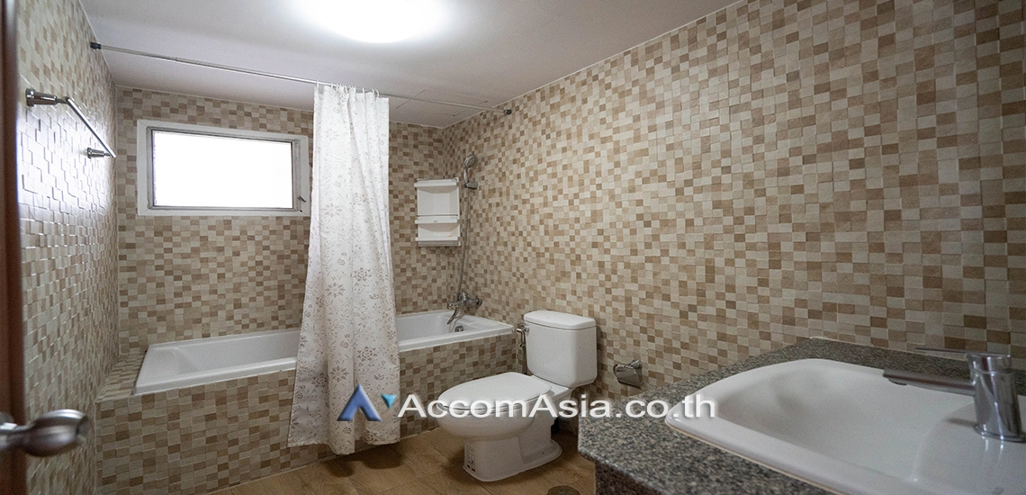 10  3 br Condominium for rent and sale in Sukhumvit ,Bangkok BTS Phrom Phong at Regent On The Park 1 AA28930