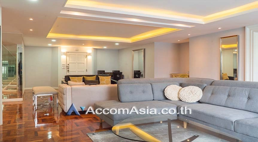 unit 3 Bedrooms  Condominium For Rent & Sale in Sukhumvit, Bangkok  near BTS Phrom Phong (AA28936)