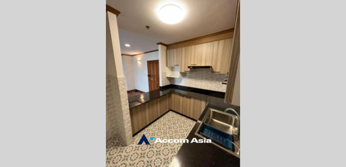 8  3 br Condominium for rent and sale in Sukhumvit ,Bangkok BTS Nana at Liberty Park 2 AA28948