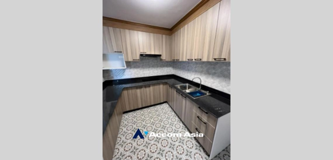 7  3 br Condominium for rent and sale in Sukhumvit ,Bangkok BTS Nana at Liberty Park 2 AA28948