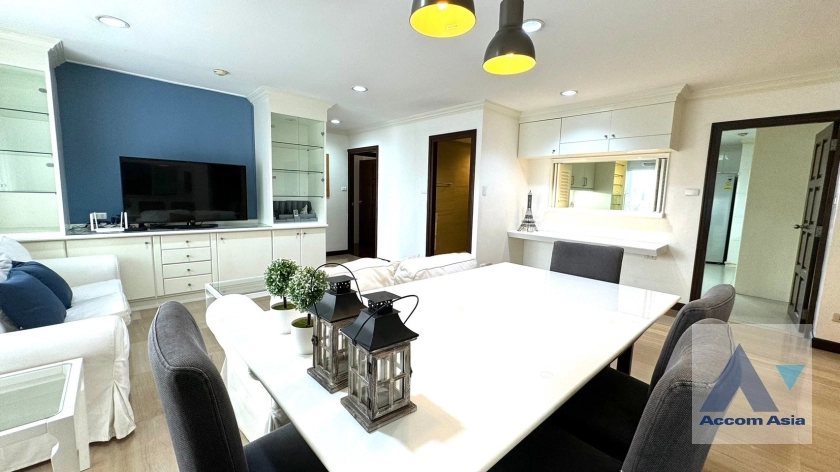  3 Bedrooms  Condominium For Rent & Sale in Sukhumvit, Bangkok  near BTS Phrom Phong (AA28958)