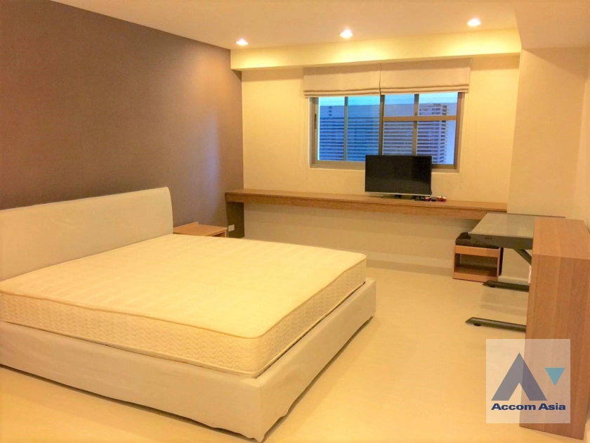 8  3 br Condominium For Sale in Sukhumvit ,Bangkok BTS Phrom Phong at Royal Castle Sukhumvit 39 AA28967