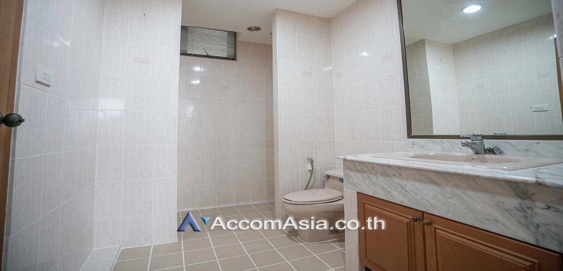 1  3 br Condominium for rent and sale in Sukhumvit ,Bangkok BTS Phrom Phong at Ruamsuk Condominium AA28974