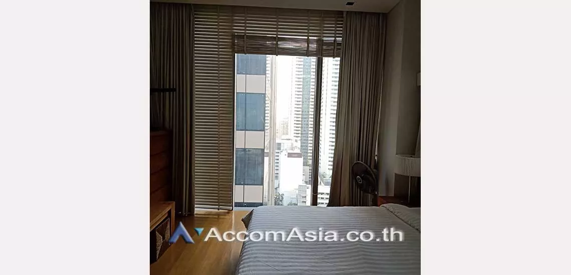 4  2 br Condominium For Sale in Silom ,Bangkok BTS Sala Daeng - MRT Silom at Saladaeng Residences AA28981