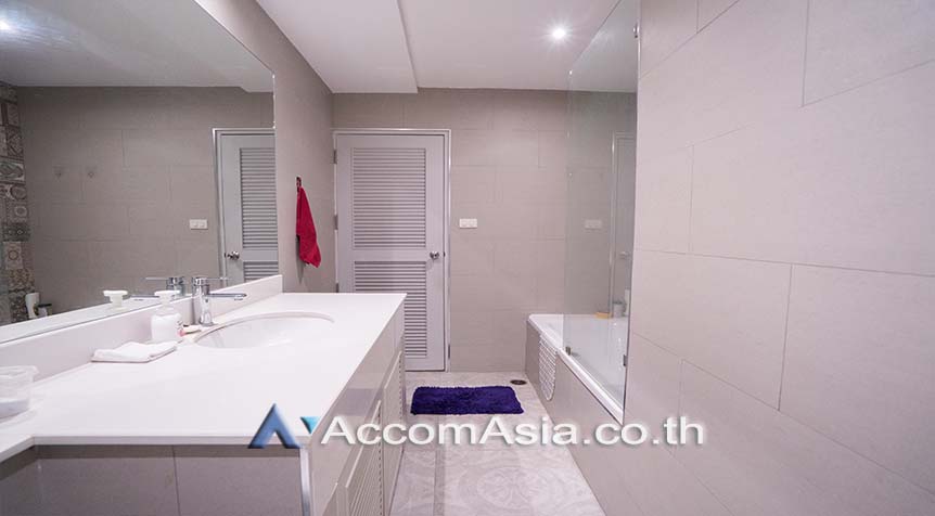 11  3 br Condominium For Sale in Sukhumvit ,Bangkok BTS Phrom Phong at Supalai Place   AA29061