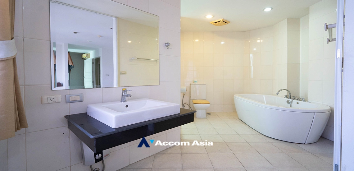 10  3 br Condominium for rent and sale in Sukhumvit ,Bangkok BTS Asok - MRT Sukhumvit at The Master Centrium Asoke-Sukhumvit AA29222