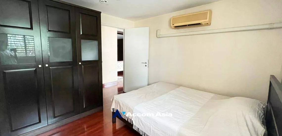 5  2 br Condominium For Rent in Sukhumvit ,Bangkok BTS Asok - MRT Sukhumvit at Urbana Sukhumvit 15 24374