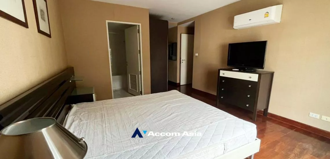 unit 2 Bedrooms  Condominium For Rent & Sale in Sukhumvit, Bangkok  near BTS Asok - MRT Sukhumvit (24374)