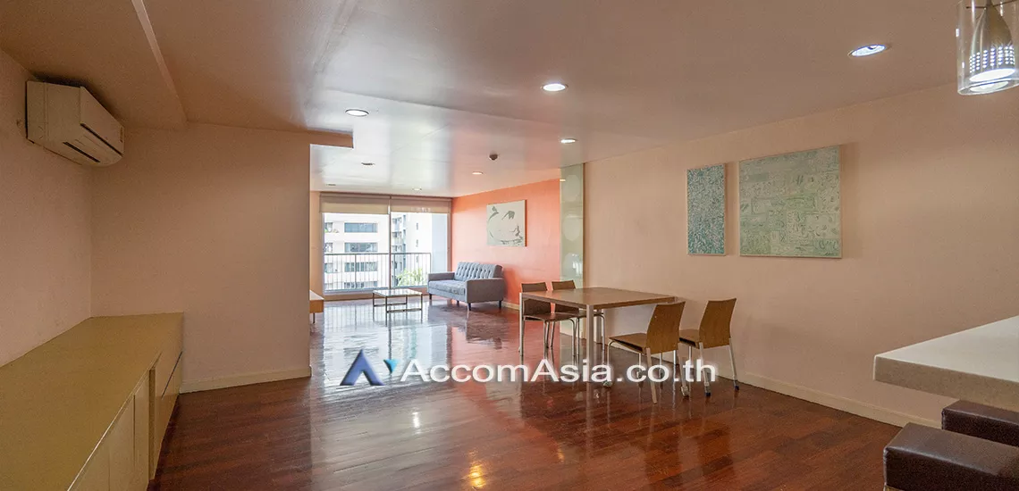 unit 2 Bedrooms  Condominium For Rent in Sukhumvit, Bangkok  near BTS Asok - MRT Sukhumvit (24376)