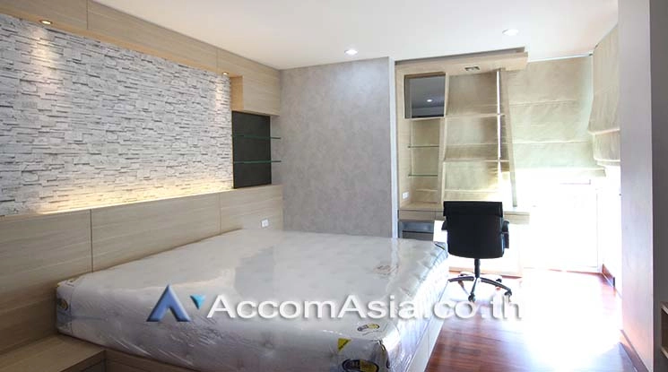 9  3 br Condominium For Sale in Sukhumvit ,Bangkok BTS Asok - MRT Sukhumvit at Urbana Sukhumvit 15 AA29313