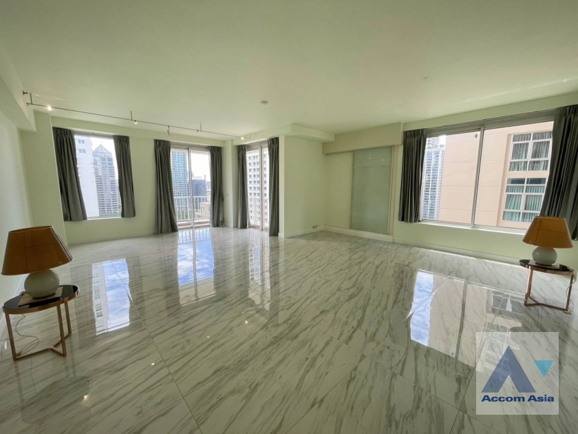 unit 3 Bedrooms  Condominium For Rent & Sale in Ploenchit, Bangkok  near BTS Chitlom (AA29392)