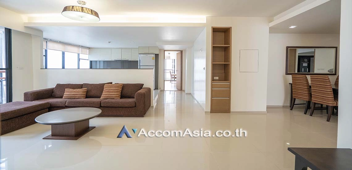 Pet friendly |  A sleek style residence with homely feel Apartment  3 Bedroom for Rent MRT Sukhumvit in Sukhumvit Bangkok