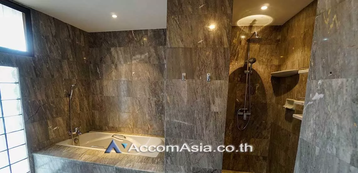8  3 br Apartment For Rent in Sukhumvit ,Bangkok BTS Phrom Phong at The exclusive private living AA29402
