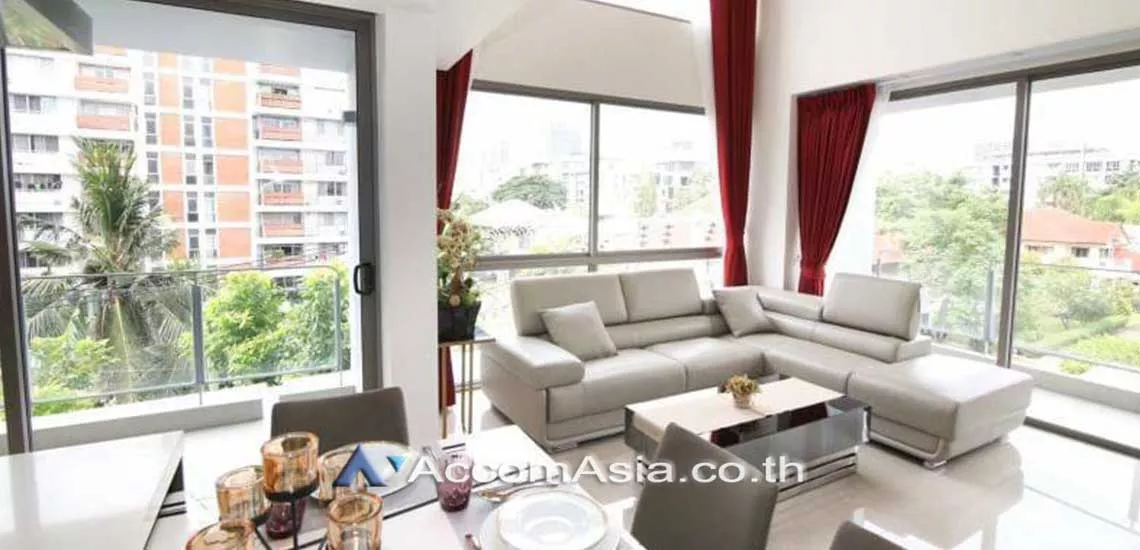 Duplex Condo |  2 Bedrooms  Condominium For Rent & Sale in Sukhumvit, Bangkok  near BTS Phrom Phong (AA29406)