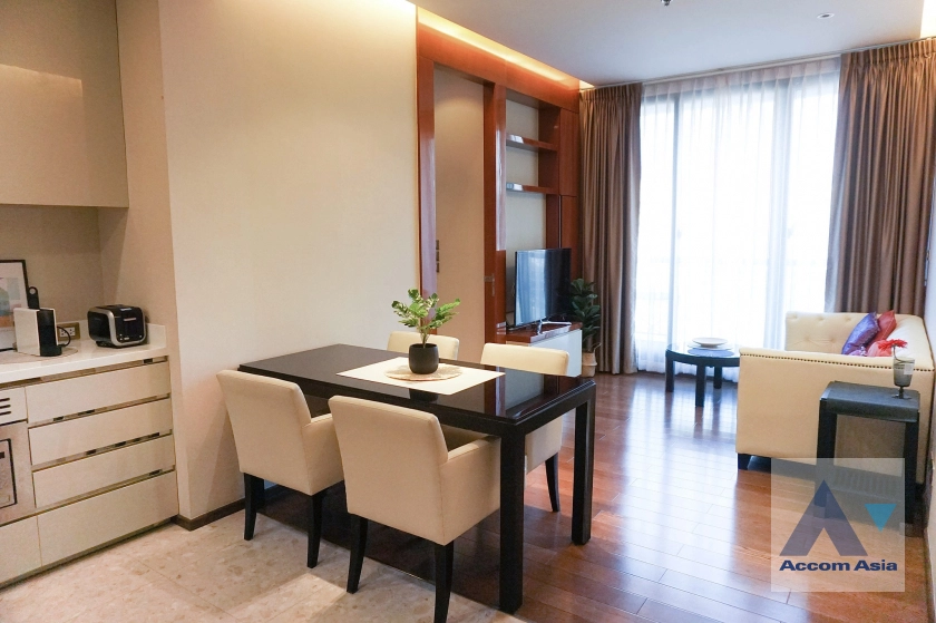 unitCorner Unit |  2 Bedrooms  Condominium For Rent in Sukhumvit, Bangkok  near BTS Phrom Phong (AA29412)