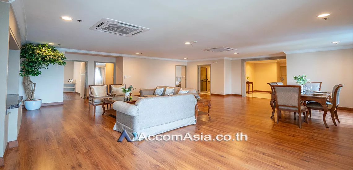  1  3 br Apartment For Rent in Sukhumvit ,Bangkok BTS Asok - MRT Sukhumvit at Comfortable for Living AA29415